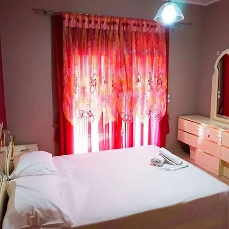 Tis Filios Villa